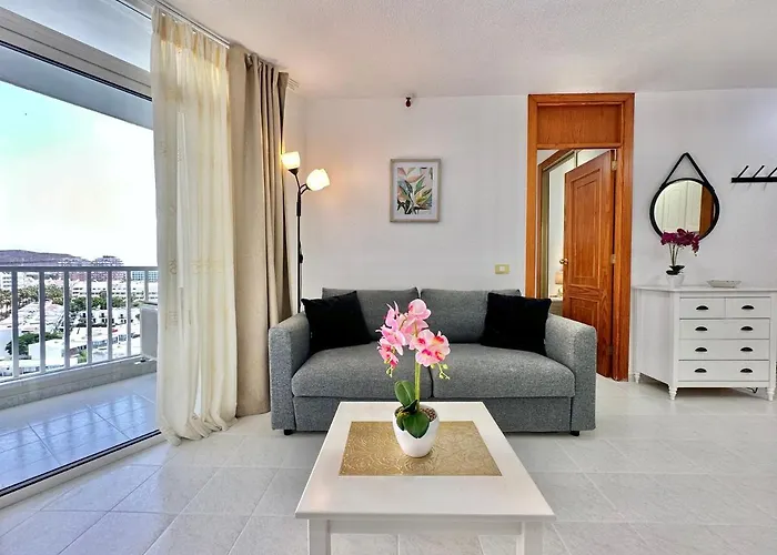 Torres De Yomely - Y10f * Playa de las Américas