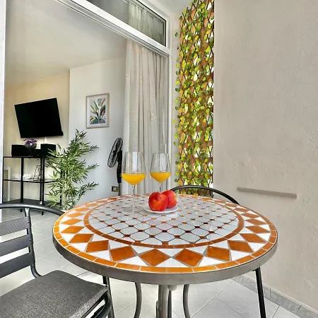 Torres De Yomely - Y10f