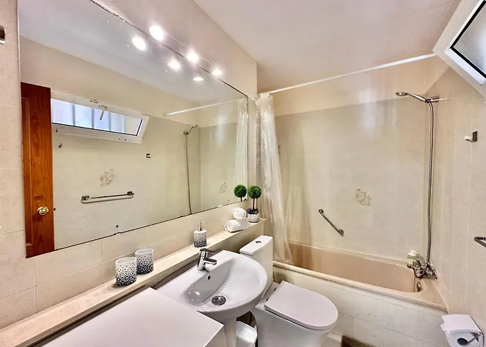 Torres De Yomely - Y10f * Playa de las Americas (Tenerife)